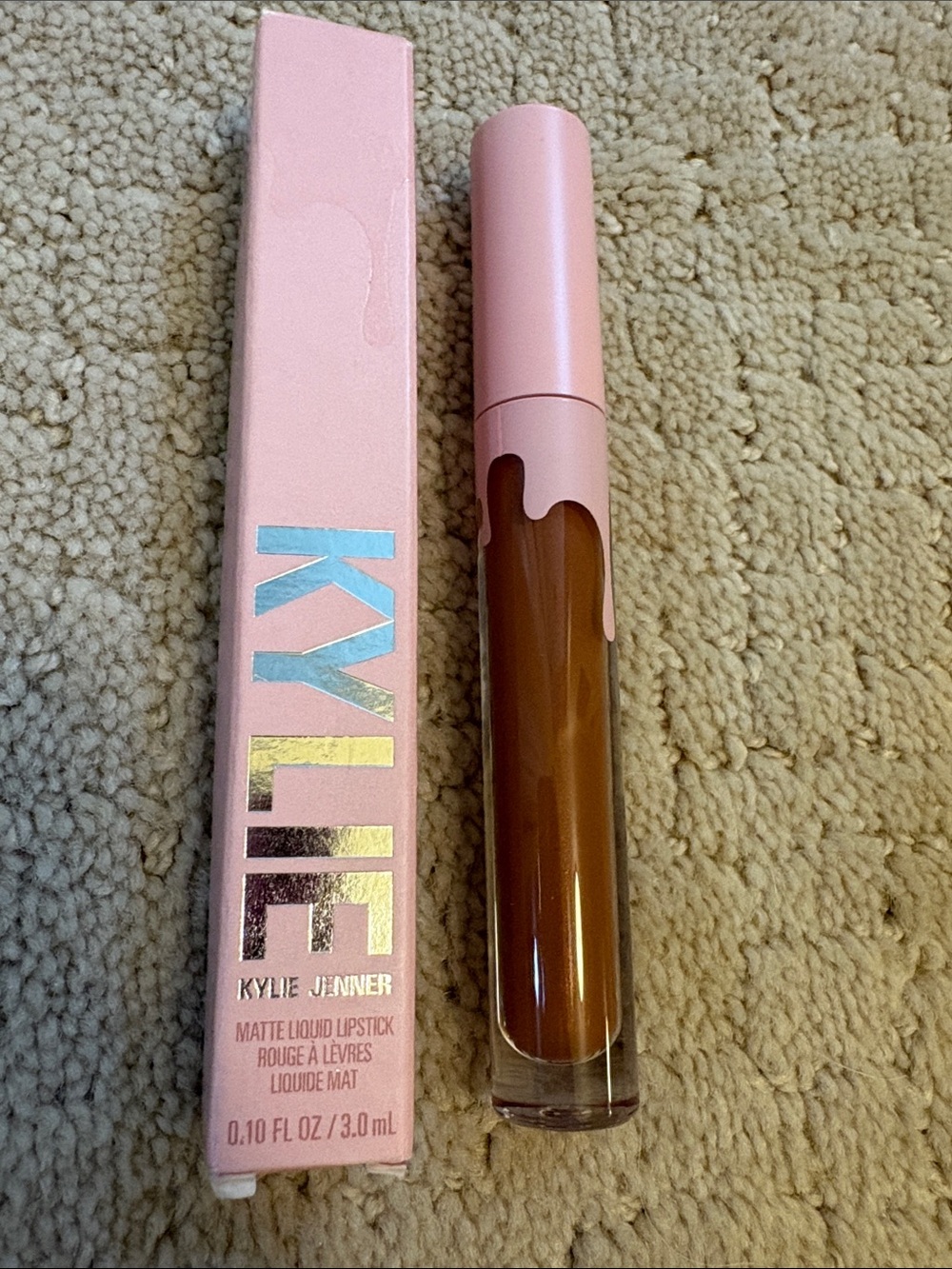 Kylie Matte Liquid Lipstick — in shade  GINGER